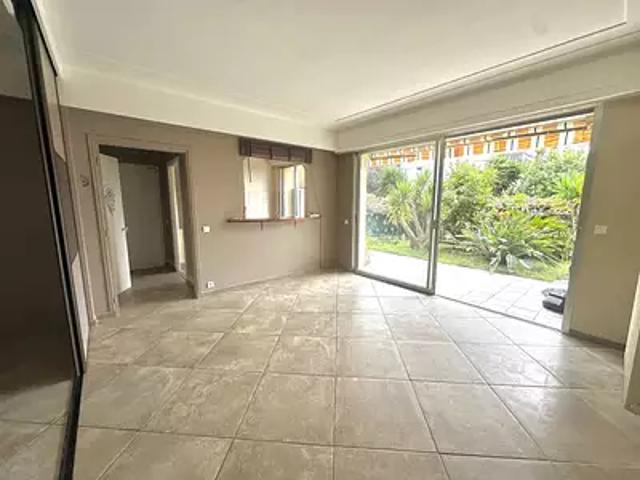 Nice 06200 Achat / Vente appartement 1 pièce t1