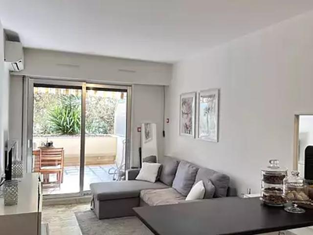 Nice 06200 Achat / Vente appartement 1 pièce t1 piscine