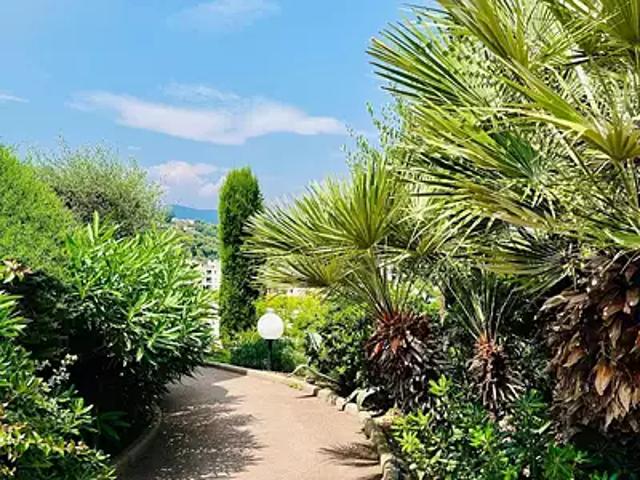 Nice 06200 Achat / Vente appartement 2 pièces t2 piscine