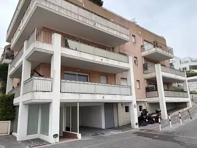 Nice 06200 Achat / Vente appartement 2 pièces t2 piscine