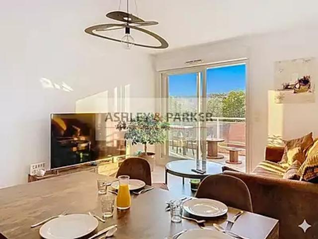Nice 06200 Achat / Vente appartement 3 pièces t3 au dernier étage