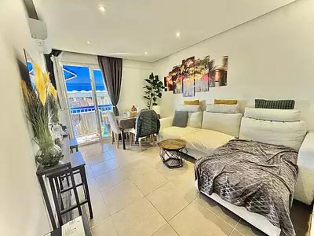 Nice 06200 Achat / Vente appartement 3 pièces t3 au dernier étage cave