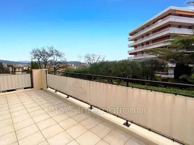 Nice 06200 Achat / Vente appartement 3 pièces t3 piscine terrasse