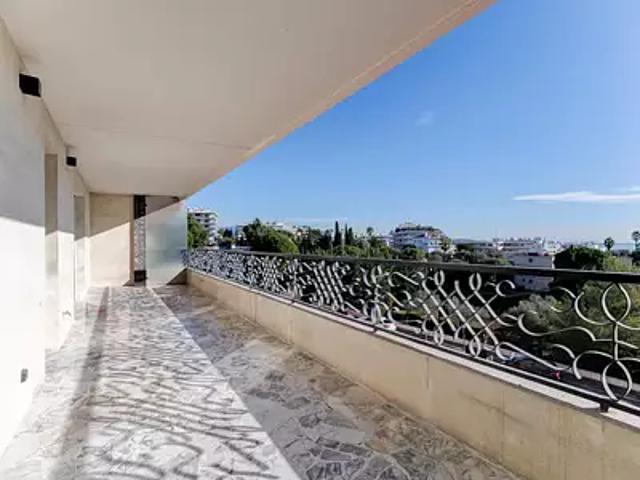Nice 06200 Achat / Vente appartement 3 pièces t3 piscine terrasse