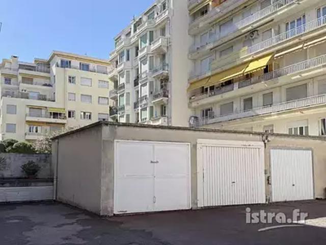 Nice 06200 Achat / Vente parking