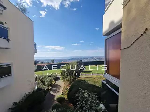 Nice 06200 Location appartement 1 pièce t1 piscine terrasse