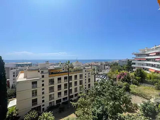 Nice 06200 Location appartement 3 pièces t3