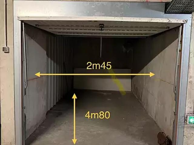 Nice 06200 Location parking