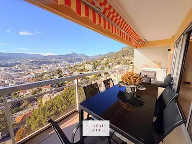 Nice 06300 Achat / Vente appartement 3 pièces t3 au dernier étage