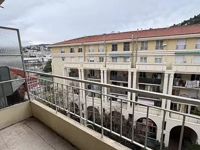 Nice 06300 Achat / Vente appartement 3 pièces t3