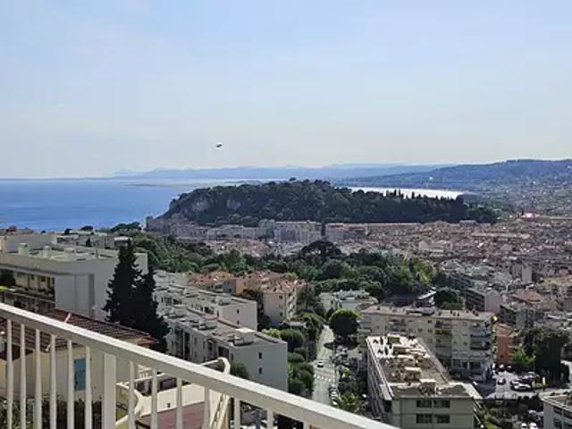 Nice 06300 Achat / Vente appartement 3 pièces t3