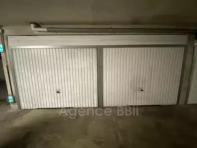 Nice 06300 Achat / Vente parking