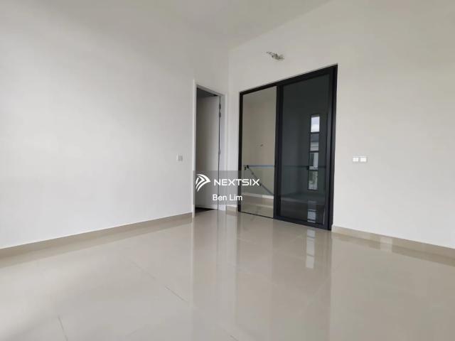 Nice 1 bedroom unit at Datum Jelatek @ Ampang