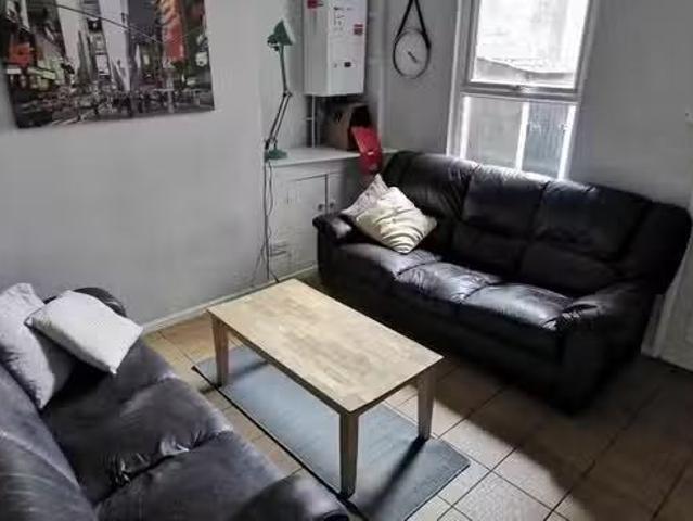Cozy 22 Rugby Avenue