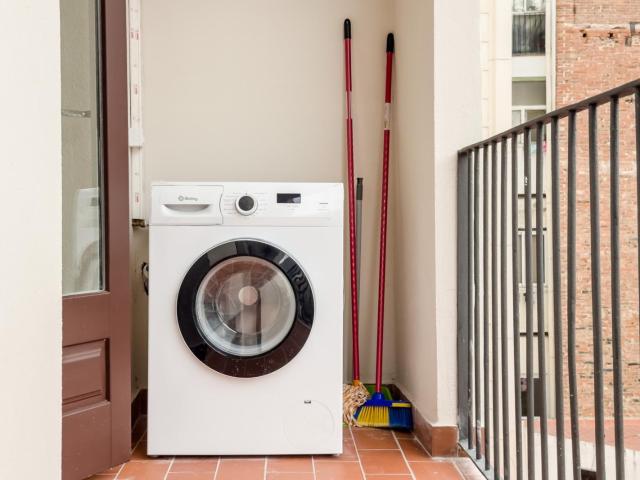 Nice 2 bedroom apartment in El Poble sec