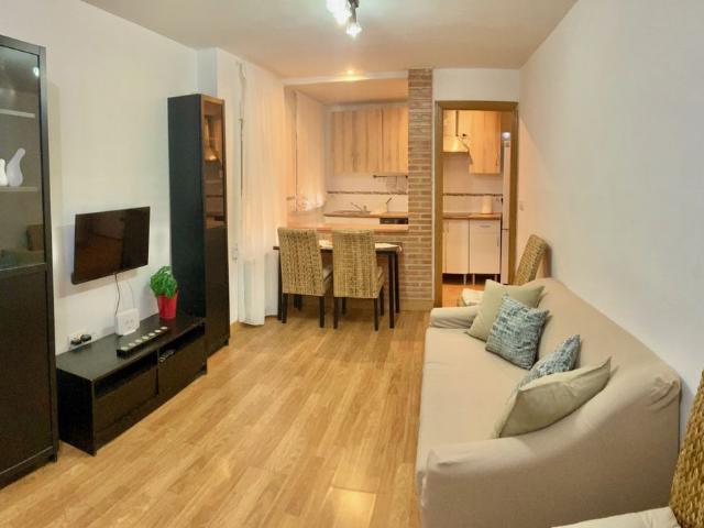 Nice 2 bedroom apartment, Madrid Amsterdam Apartments for Rent