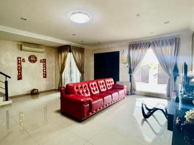 Nice 2 Storey Angkasa Nuri Taman Merdeka Batu Berendam