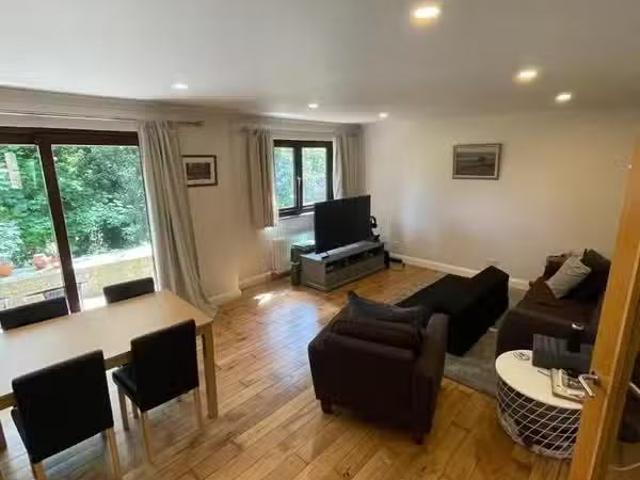 Rental! 2 Stranmillis Mews, 3 Stranmillis Mews