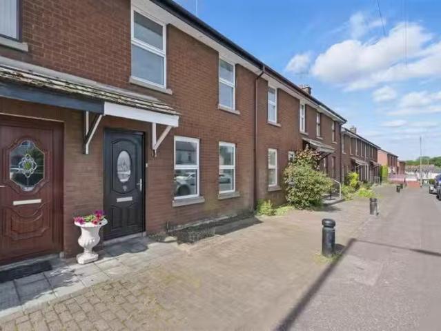 Rental! 30 Hillhall Road