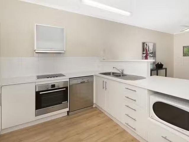 Cheap 3/33 Plume Street, South Townsville, QLD 4810