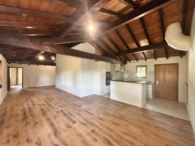 Nice 3.5 room apartment in a small house