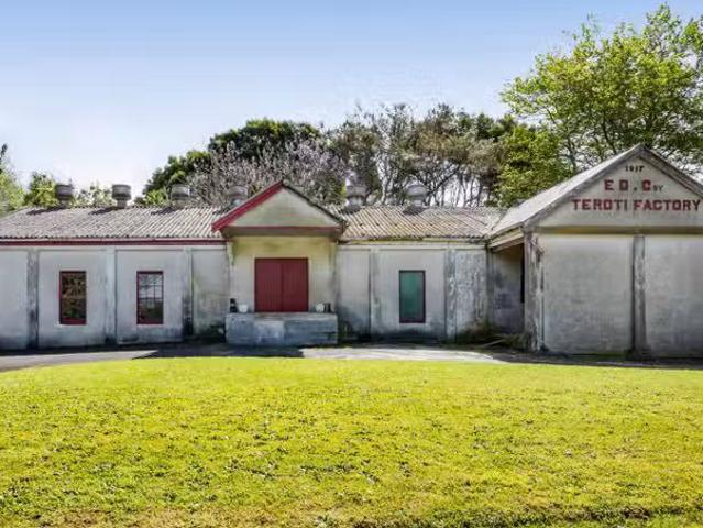 Rental! 3 BR A Rare Blend of History, Character, and Opportuni.