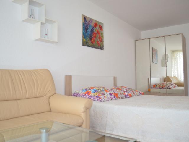 Nice 47sqm apartment near subway, Munich