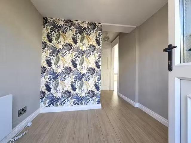 For Rent! 49 Caulside Park