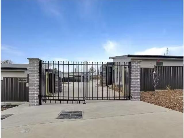 Unique 5/22 Landa Street, Bowenfels Townhouse for rent Listed.