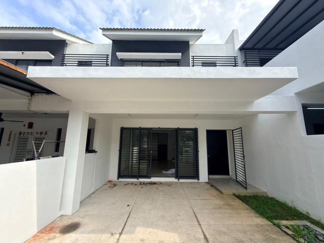 NiceFacing South 22x70 2 Storey House Desa 7 Bdr Country Homes