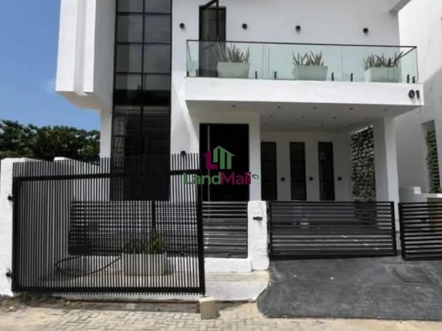 Nicely Built 4 Bedroom Fully Detached Duplex Located at Chevron, Lekki