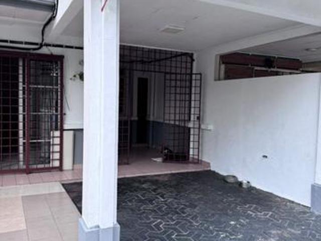 Nicely Renovated Putra Heights Subang Jaya Best Value Buy
