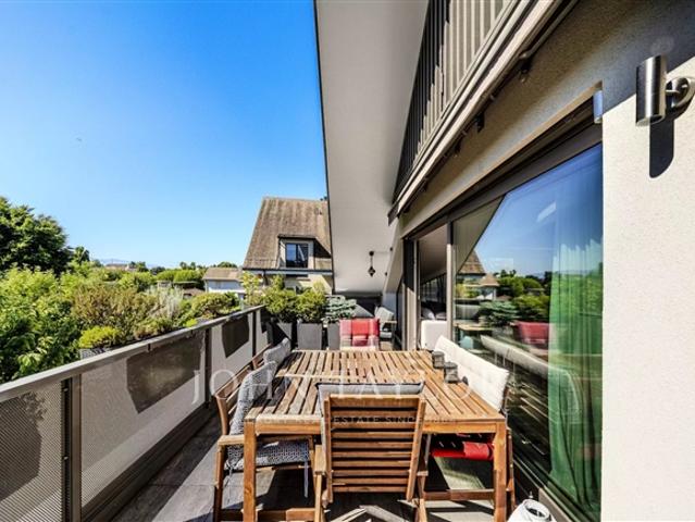 Nicht verpassen High End Maisonette mit Terrasse und Blick ins Grüne