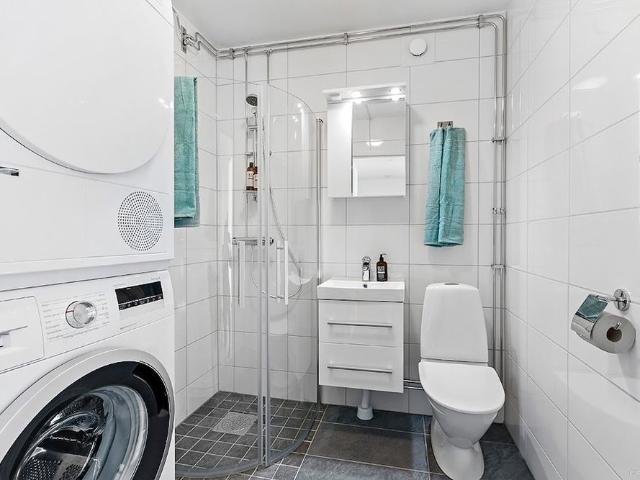 Nidarosgatan 24, Husby