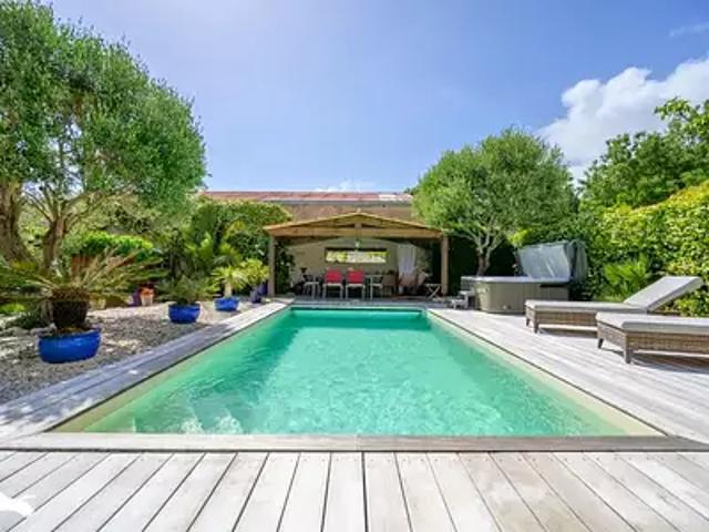 Nieul sur Mer 17137 Achat / Vente maison 6 pièces t6 parking