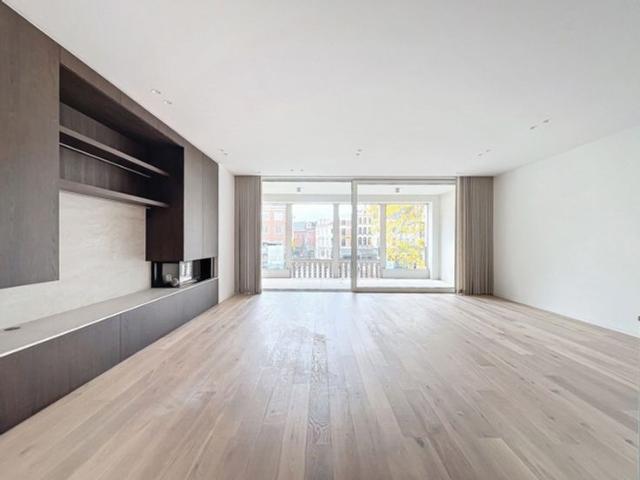 Nieuw app. met 2 of 3 slpks, garage + berging op toplocatie!