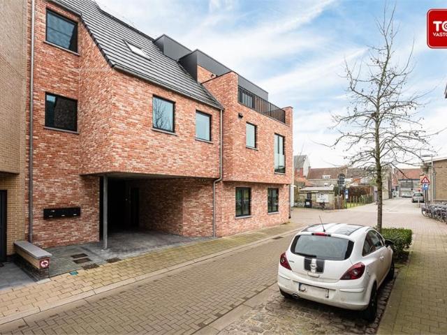 Nieuw energiezuinig appartement in centrum Waarschoot