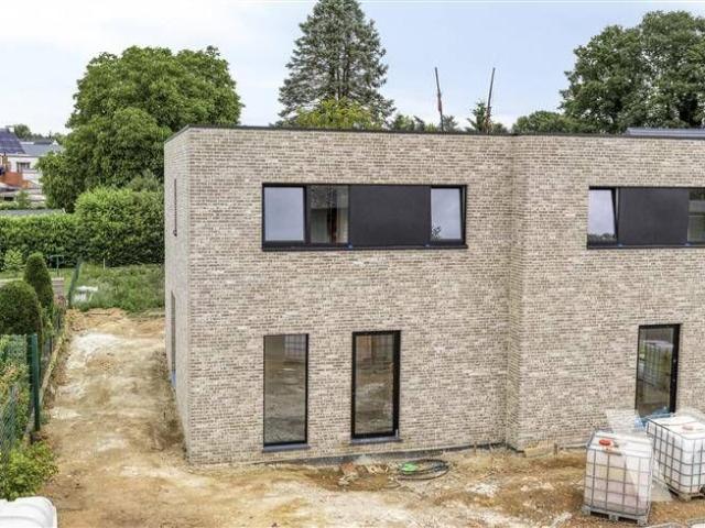 Nieuwbouwwoning in rustige omgeving