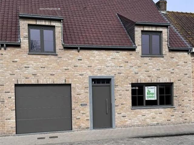 Nieuwbouwwoning met 3 slaapkamers te Houtem