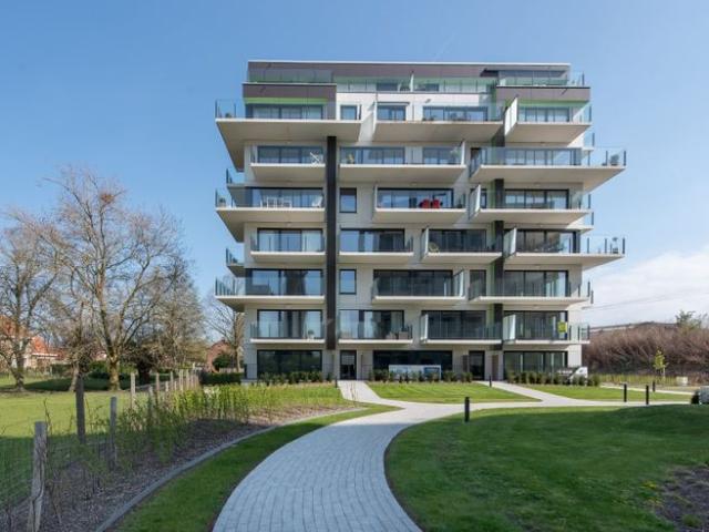 Nieuwbouw gelijkvloersappartement met 3 slaapkamers en 2 ru
