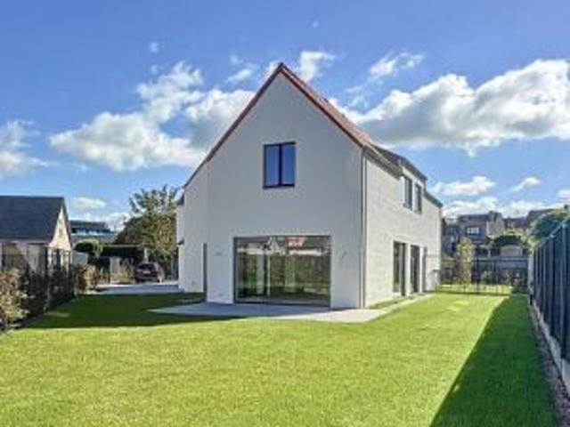 Nieuwbouw koppelvilla in Duinbergen