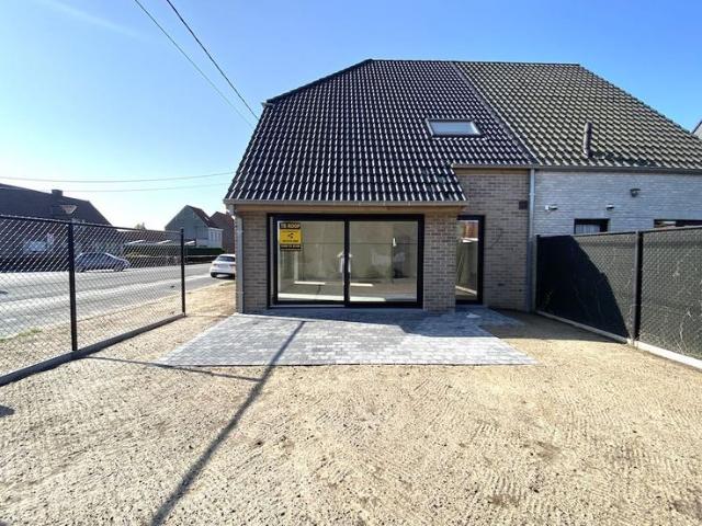 NIEUWBOUW HOB MET 4 SLPKS, TUIN & GARAGE