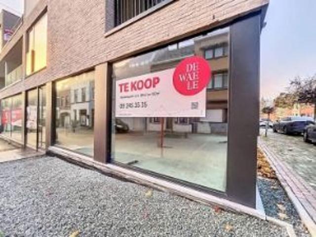 Nieuwbouw handelsruimten 88 190 m² te koop in Aalst