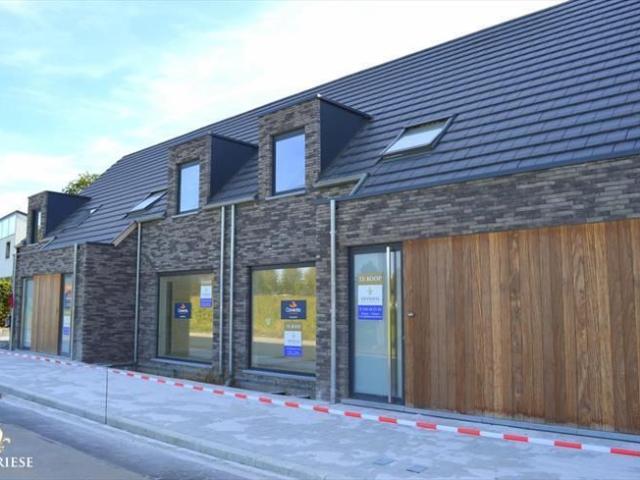 Nieuwbouw met ZW Oriëntatie en 3 slpk, Ellestraat Zwevegem