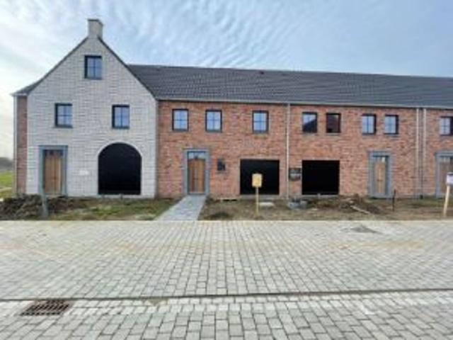 Nieuwbouw / sleutel op deur woning te Deinze Astene