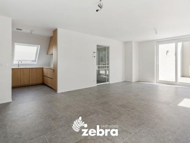 Nieuwbouw penthouse met zuidgericht terras op een topligg.