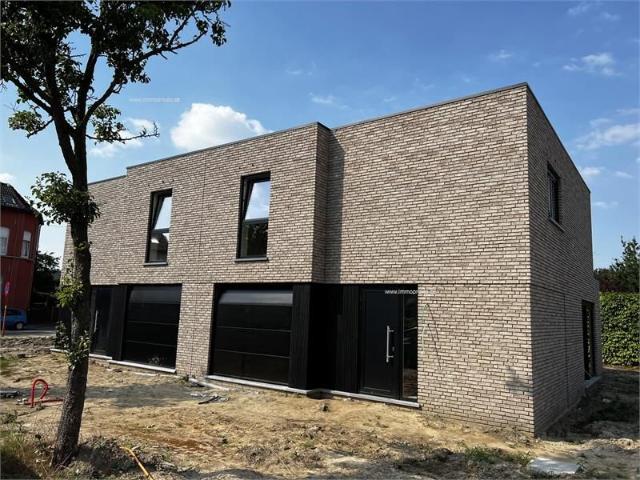 Nieuwbouw woning met 3 slpk en garage te Sint Amandsberg