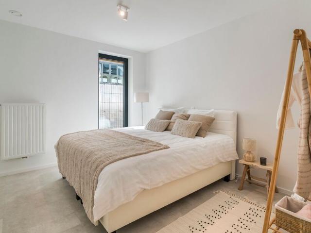 Nieuwbouwappartement met 3 slaapkamers en ruime terrassen te huur in Diksmuide