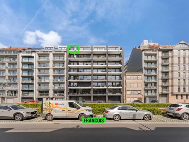 Nieuwbouwduplexappartement met zonnig terras nabij de zeedi…