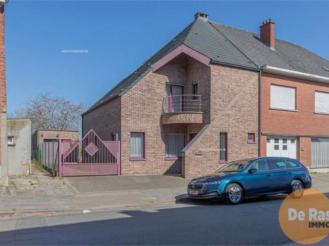 NIEUWERKERKEN Kwalitatieve woning met diepe tuin en garage